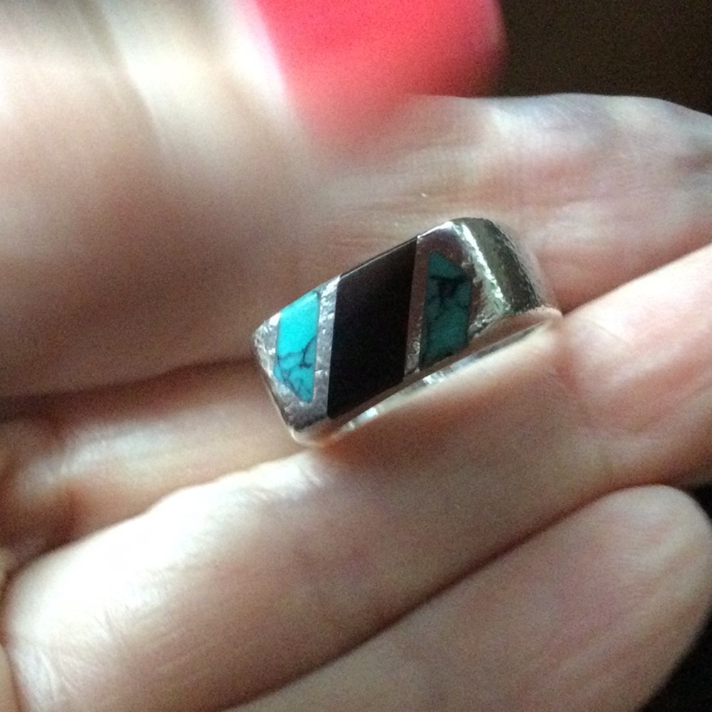 Sterling Turquoise Ring - Picture 5 of 9